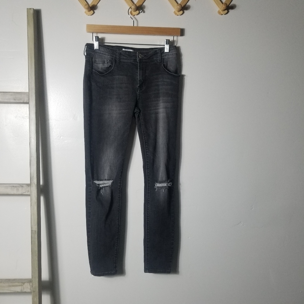 KENSIE WOMEN'S DISTRESSED BLACK JEANS SIZE 4